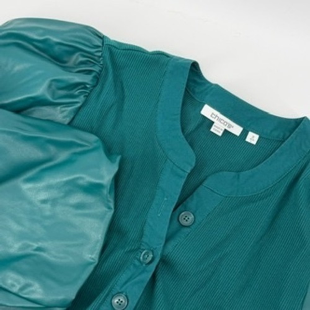 Chicos Teal Green Ribbed Knit Faux Leather Puff Sleeve Henley Top Size‎ 2 L